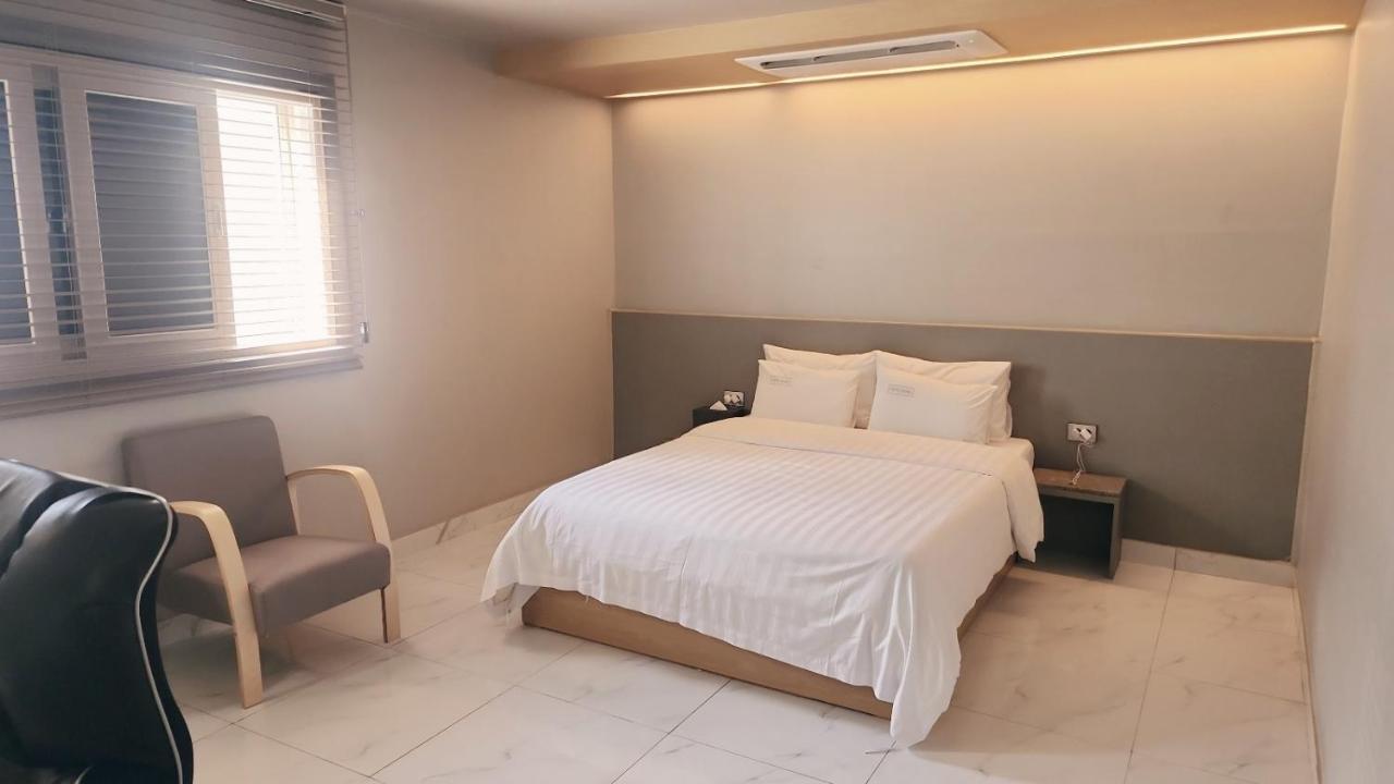 Shire Hotel Busan Station Екстериор снимка